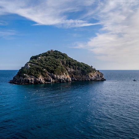 Il Giardino Sull'Isola - Appartamento - Bergeggi Exteriör bild